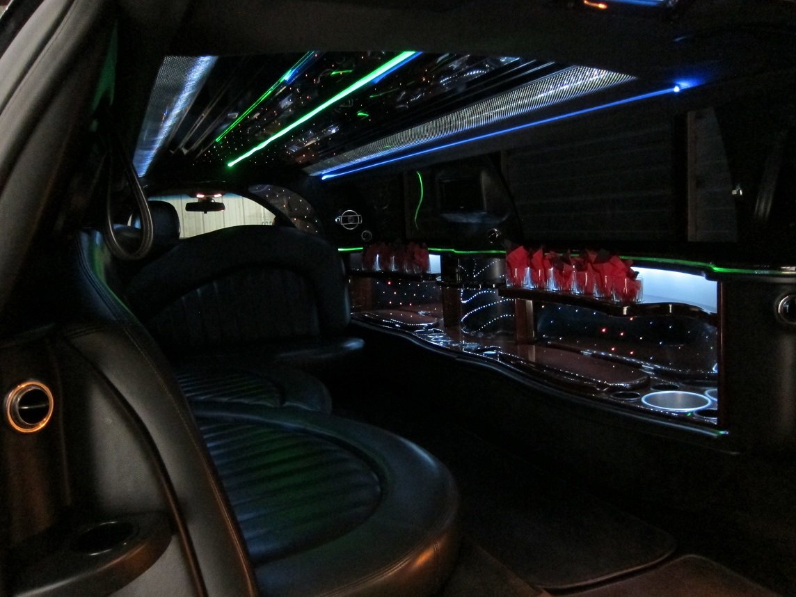 lincoln towncar limo interior